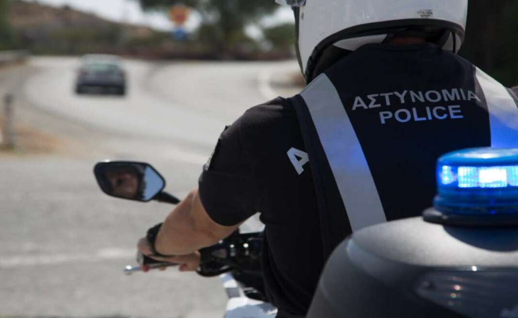 Ένταση στη Λευκωσία: Οδηγός αρνήθηκε αλκοτέστ και επιτέθηκε σε Αστυνομικό - Στο νοσοκομείο ο συνοδηγός 