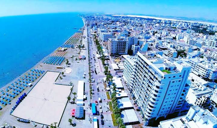 Η Λάρνακα ετοιμάζεται να γίνει η μουσική πρωτεύουσα του καλοκαιριού; Τζένιφερ Λόπεζ και Ρόμπι Ουίλιαμς στο προσκήνιο!