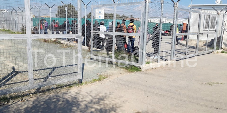 Επιστολή Πλατφόρμας Εθελοντών για τους αιτούντες άσυλο σε Υπουργούς - ’Ωρολογιακή βόμβα οι χώροι φιλοξενίας αν δεν ληφθούν μέτρα’ 