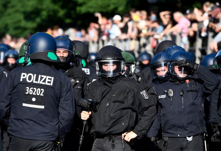 Και Έλληνες αναρχικούς αναζητά η γερμανική αστυνομία για βίαια επεισόδια στην σύνοδο G-20 στο Αμβούργο 