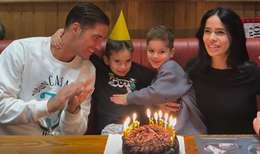 Πιέρος - Κορτζιά: Γιόρτασαν σε εστιατόριο τα 5α γενέθλια του γιου τους - Δείτε φωτογραφία