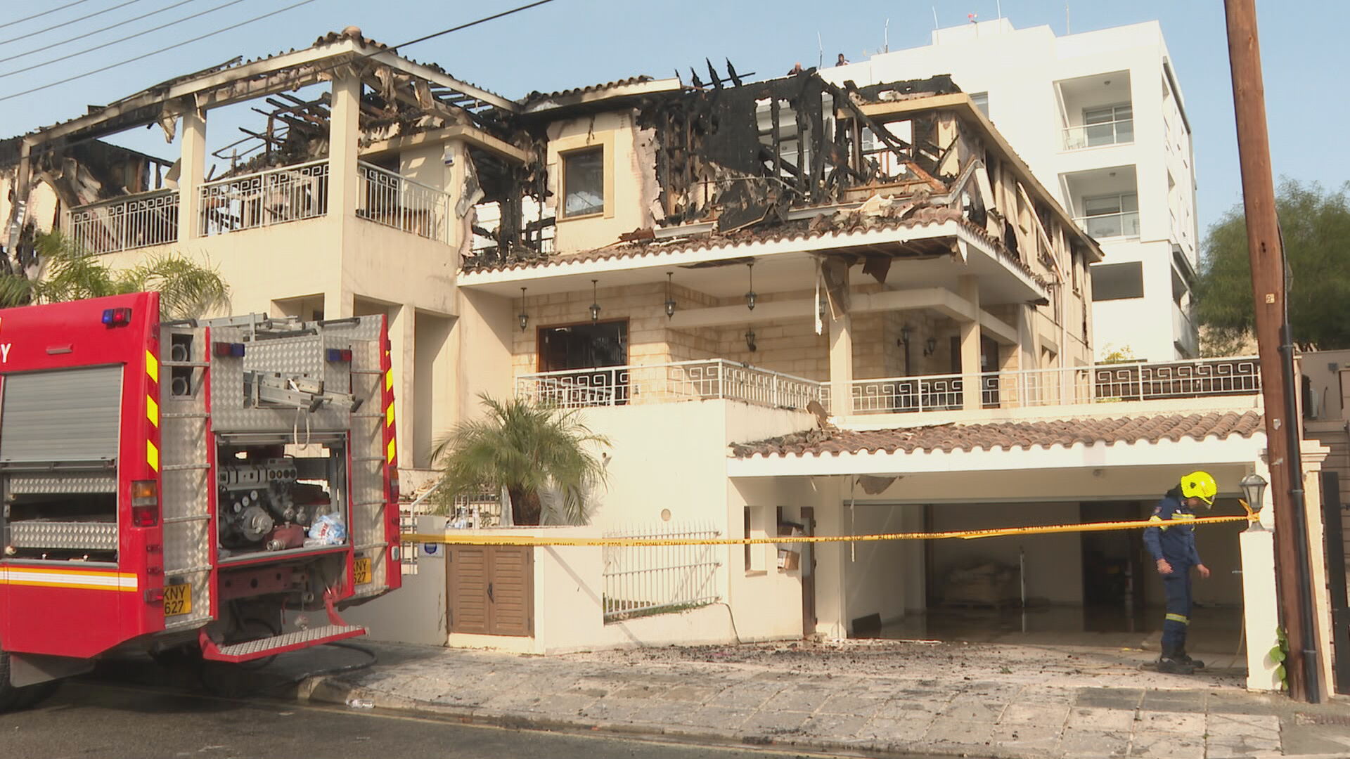 Έτρεχε η Πυροσβεστική: Ξέσπασε πυρκαγιά σε οικία – Εκτεταμένες ζημιές στο σαλόνι