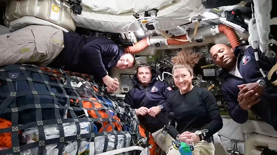 LIVE VIDEO: Ιστορικό ρεκόρ - Οι αστροναύτες του Artemis II, έφτασαν στο πιο μακρινό σημείο που έχει φτάσει ποτέ άνθρωπος