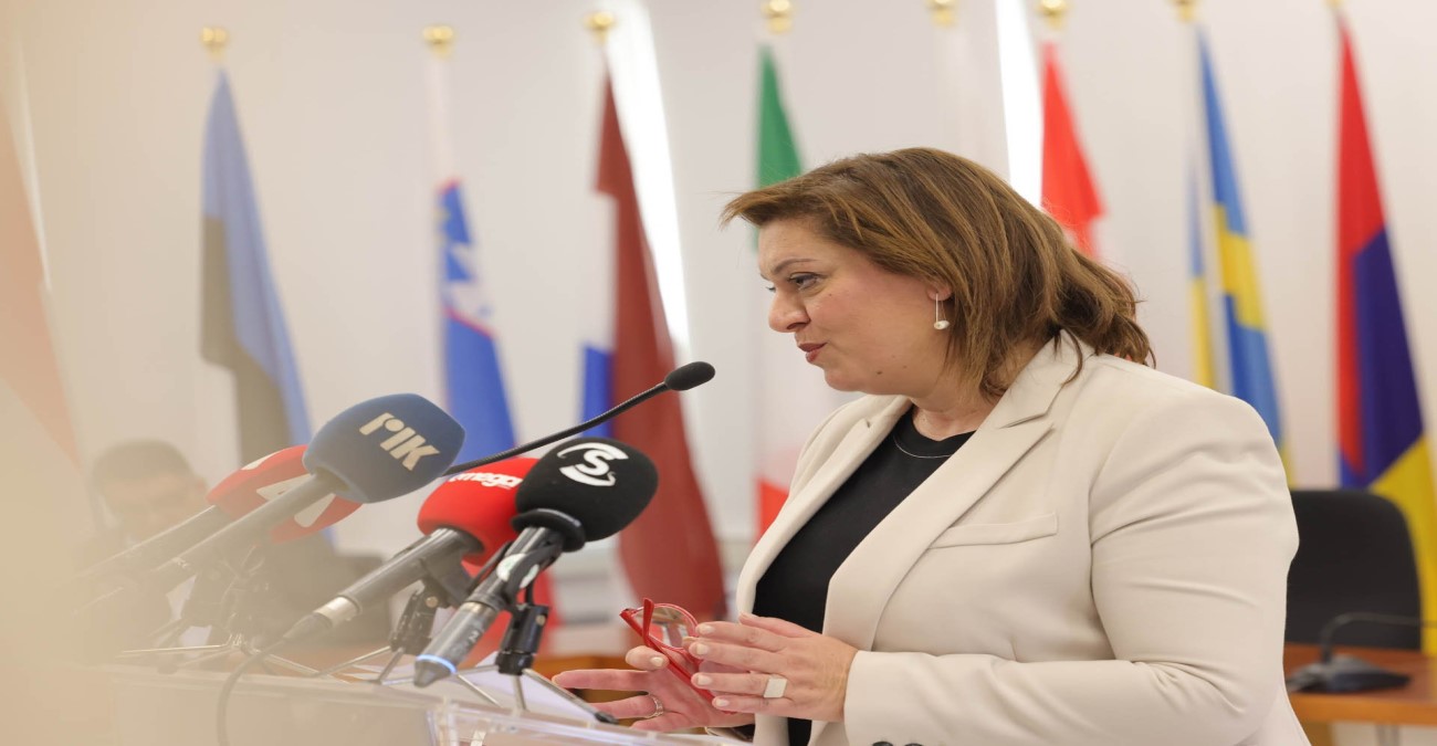 Σε Βελιγράδι και Βιέννη μεταβαίνει η Υπουργός Παιδείας