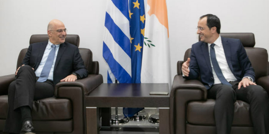 Νέα τηλεφωνική επικοινωνία Χριστοδουλίδη - Δένδια, πλήρης υποστήριξη Κύπρου στις αποφάσεις ελληνικών αρχών