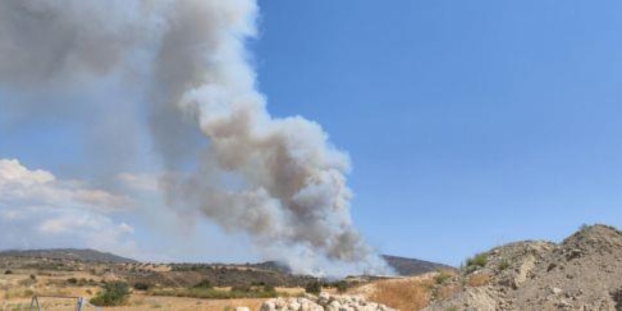 Φωτιά στην Πάφο: Σε ύφεση τα μέτωπα της πυρκαγιάς εκτός του βορείου - Δύσβατο και με πυκνή βλάστηση