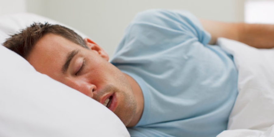 Τριπλάσιος κίνδυνος για εγκεφαλικό αν σας συμβαίνει αυτό την ώρα που κοιμάστε
