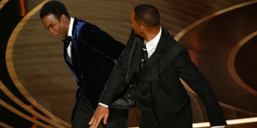 Βαρύ το «πρόστιμο» στον Γουίλ Σμιθ: Αποκλείστηκε από τα Oscars για 10 χρόνια μετά το χαστούκι στον Κρις Ροκ
