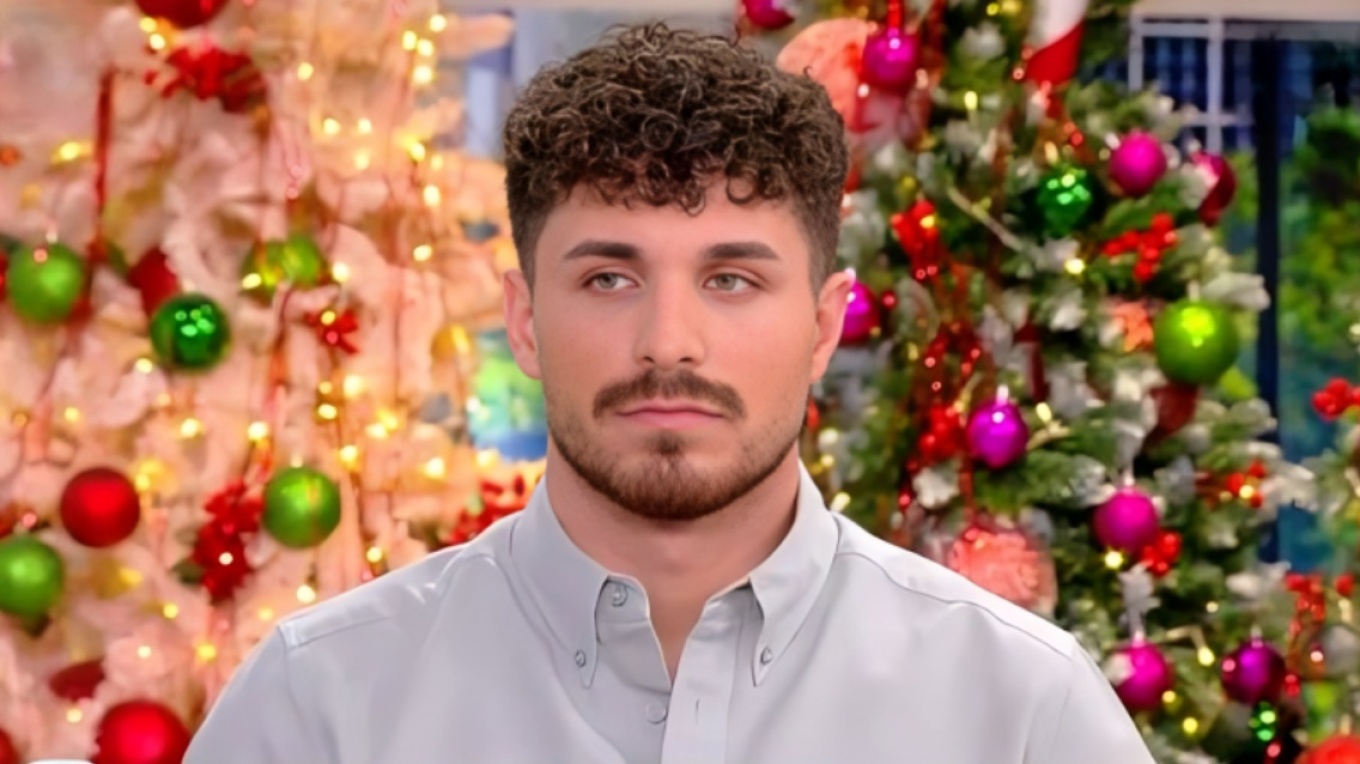 Στέφανος Παπαδόπουλος: Η πρώτη αντίδραση μετά την απόλυσή του – «Τα έμαθα όλα από την τηλεόραση»