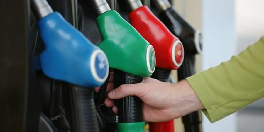 Σύνδεσμος Καταναλωτών: Μικρότερη η πραγματική μείωση στα καύσιμα από τον φόρο κατανάλωσης