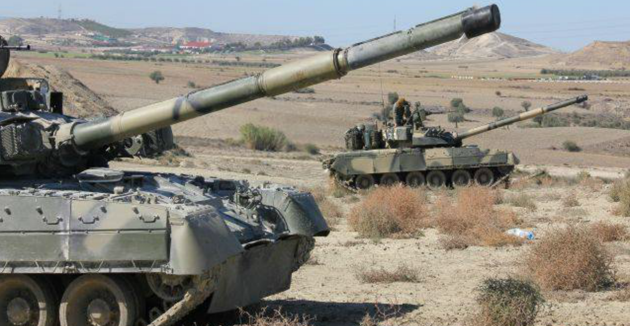 Ανατράπηκε άρμα μάχης – Στο νοσοκομείο δύο μέλη της Εθνικής Φρουράς