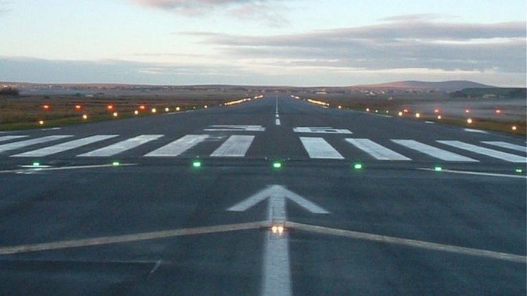 Συναγερμός στη Γερμανία: Έκλεισε αεροδρόμιο λόγω «έκτακτου περιστατικού» - Αεροσκάφος εκτελούσε πτήση από Κέρκυρα