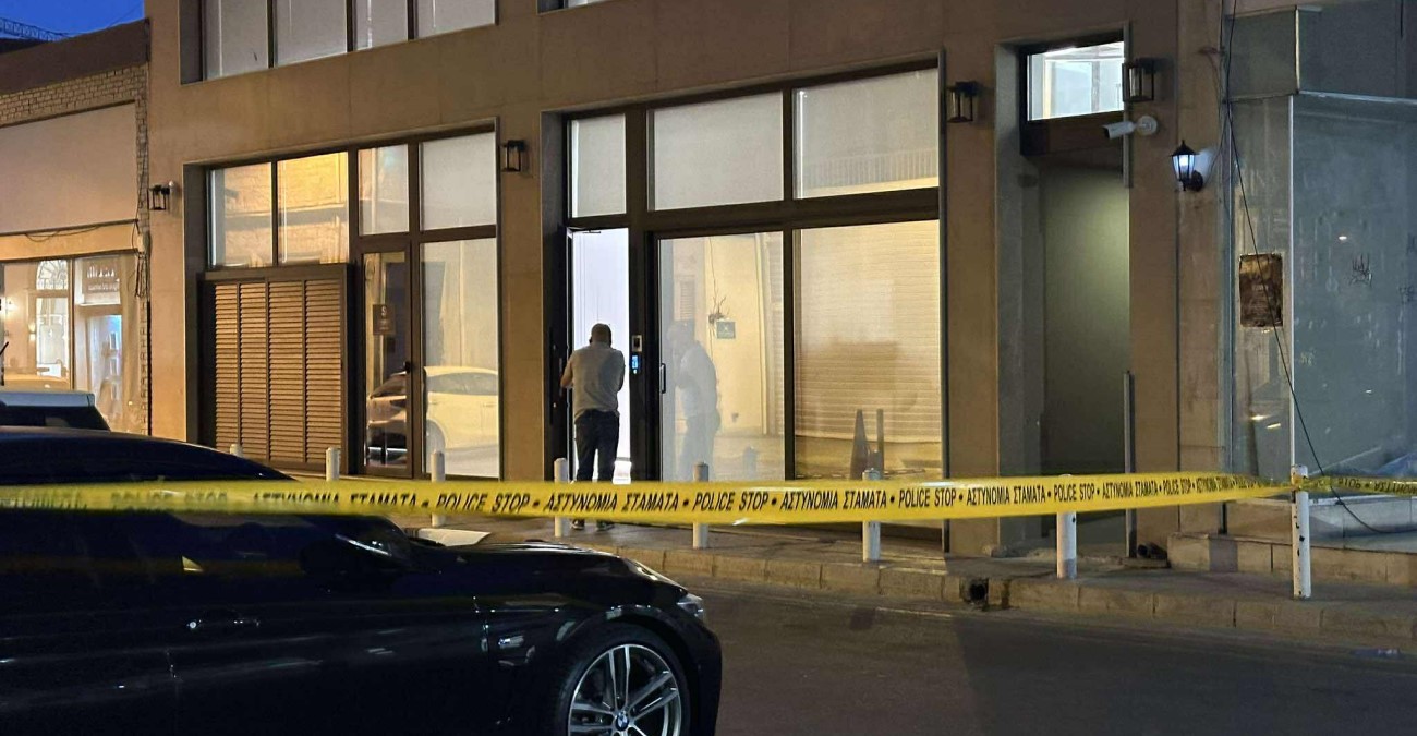 Πυροβολισμοί σε forex: Εμπλοκή μαφίας - Πού στρέφονται οι έρευνες και ποια τα κίνητρα