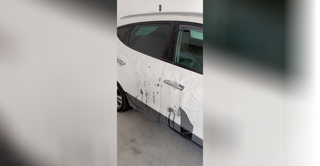 Άγνωστοι επιτέθηκαν με καυστικό υγρό σε όχημα στη Λάρνακα - Αναζητούν τους δράστες