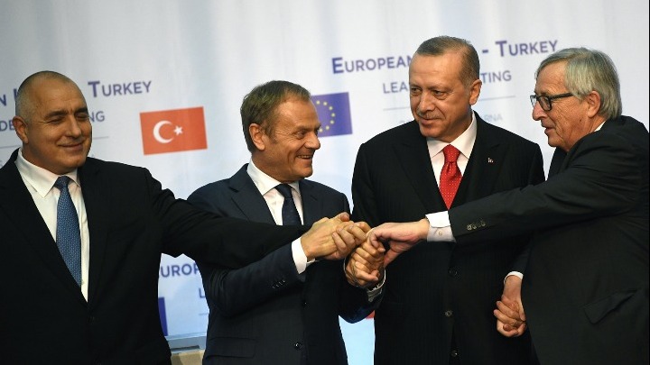 «Η Βάρνα άνοιξε δρόμους στις σχέσεις ΕΕ - Τουρκίας»