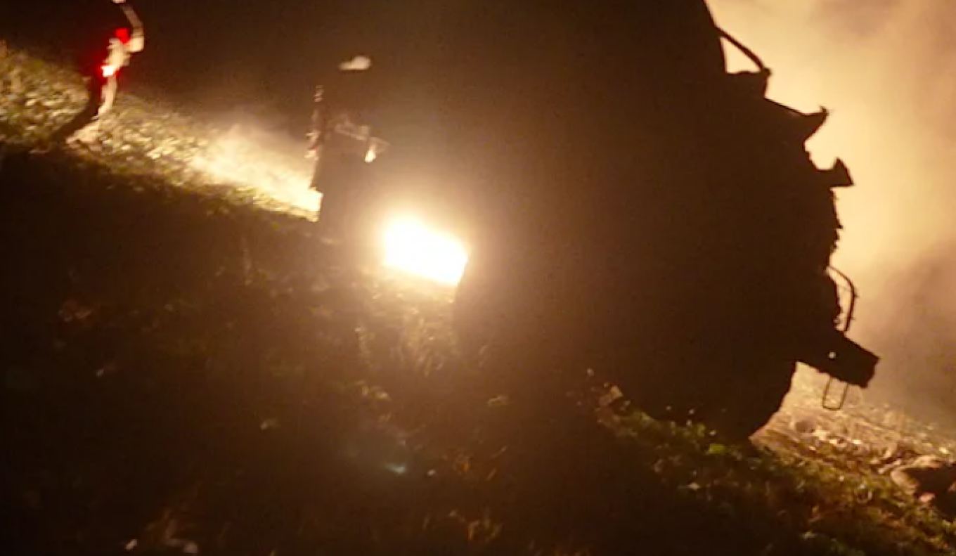 Τρόμος για δημοσιογράφο: Ρωσικό drone έσκασε δίπλα του ενώ έκανε γύρισμα στην Ουκρανία - Δείτε βίντεο