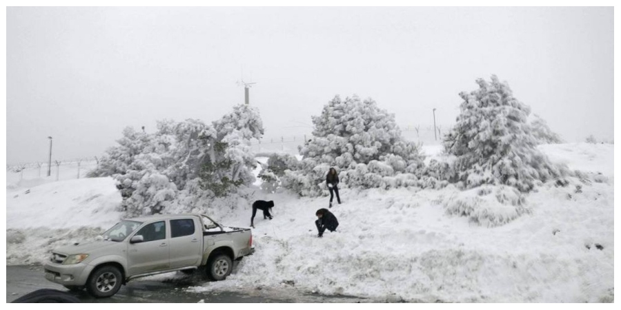 Τμ.Μετεωρολογίας: Συνεχίζονται οι καταιγίδες Χριστουγεννιάτικα - Κάτασπρο το Τρόοδος απο τα χιόνια