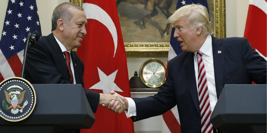 Ερντογάν: «Τα σχέδιά μας για ραντεβού έγιναν από τον Τραμπ»