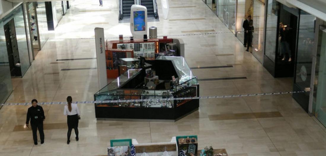 ΛΕΜΕΣΟΣ: 24χρονες 'ξάφριζαν' κόσμο σε εμπορικό κέντρο 