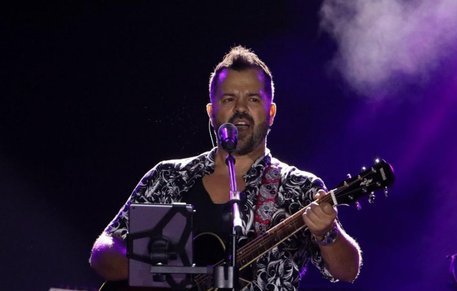 Νίκος Απέργης: «Στο ξεκίνημά μου είχα δεχθεί μπούλινγκ για τα κιλά μου και στην αρχή με ενοχλούσε»