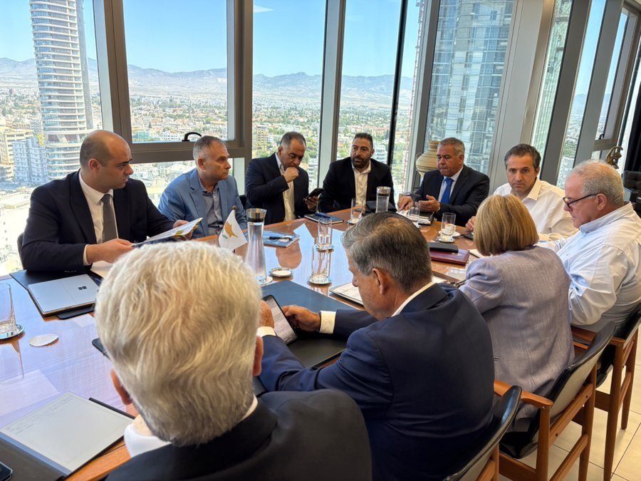 ΑΤΑ - Στα πρόθυρα κλιμάκωσης  με ολοήμερη απεργία: Έρχεται πανσυνδικαλιστική συνάντηση - Η κόκκινη γραμμή των εργοδοτών