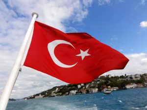 Παρακολουθεί στενά τις εξελίξεις σε Αιγαίο, Κύπρο και Ανατολική Μεσόγειο, λέει το τουρκικό ΣΕΑ 