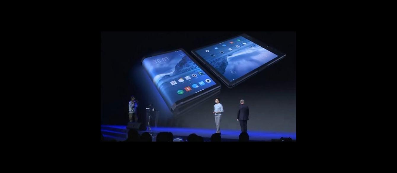 Κυκλοφόρησε το πρώτο foldable phone και δεν είναι φθηνό - Πρόλαβαν την Samsung (Pics & Vid)