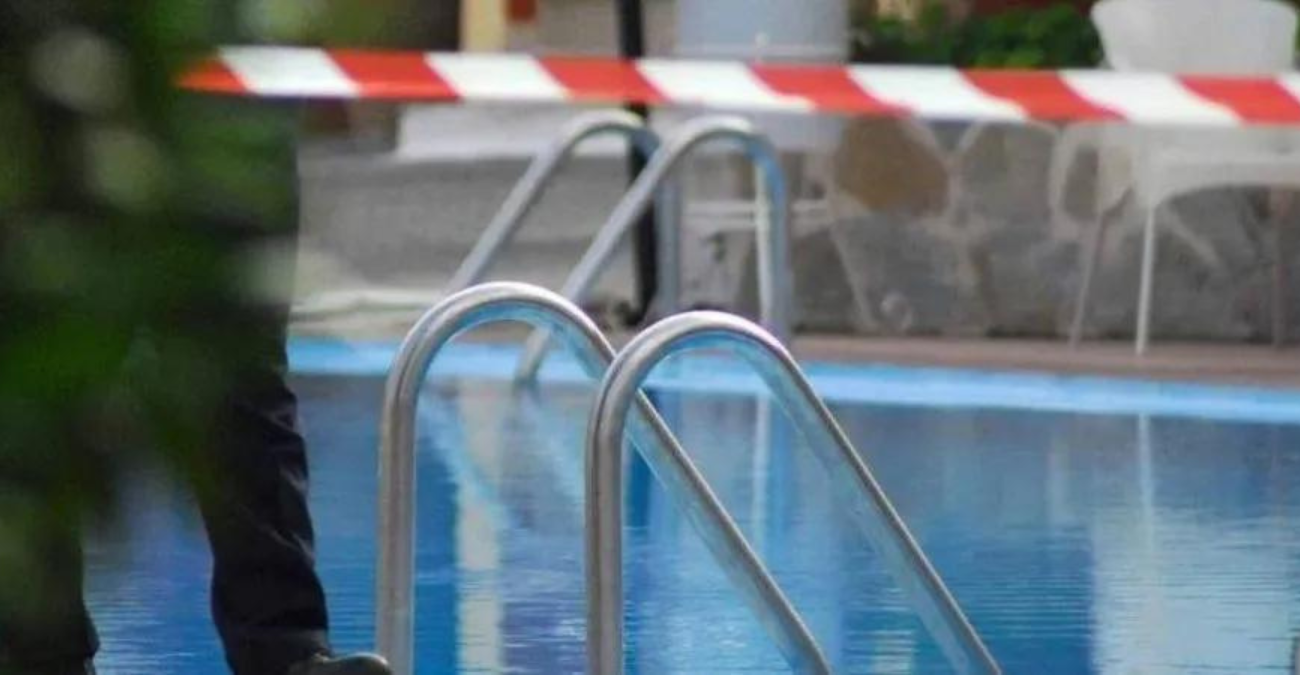 Αναθυμιάσεις σε πισίνα: Ένωση δύο χημικών υλικών έστειλε τα 26 άτομα στο νοσοκομείο – Έρευνες από το Τμ.Εργασίας