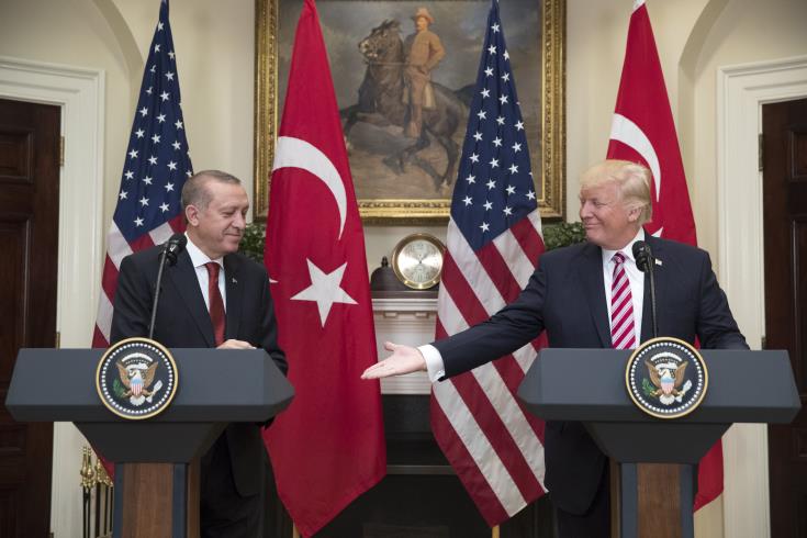 Στην καλή σχέση Ερντογάν-Τραμπ επενδύει η Άγκυρα για τη  συνάντηση στον Λευκό Οίκο