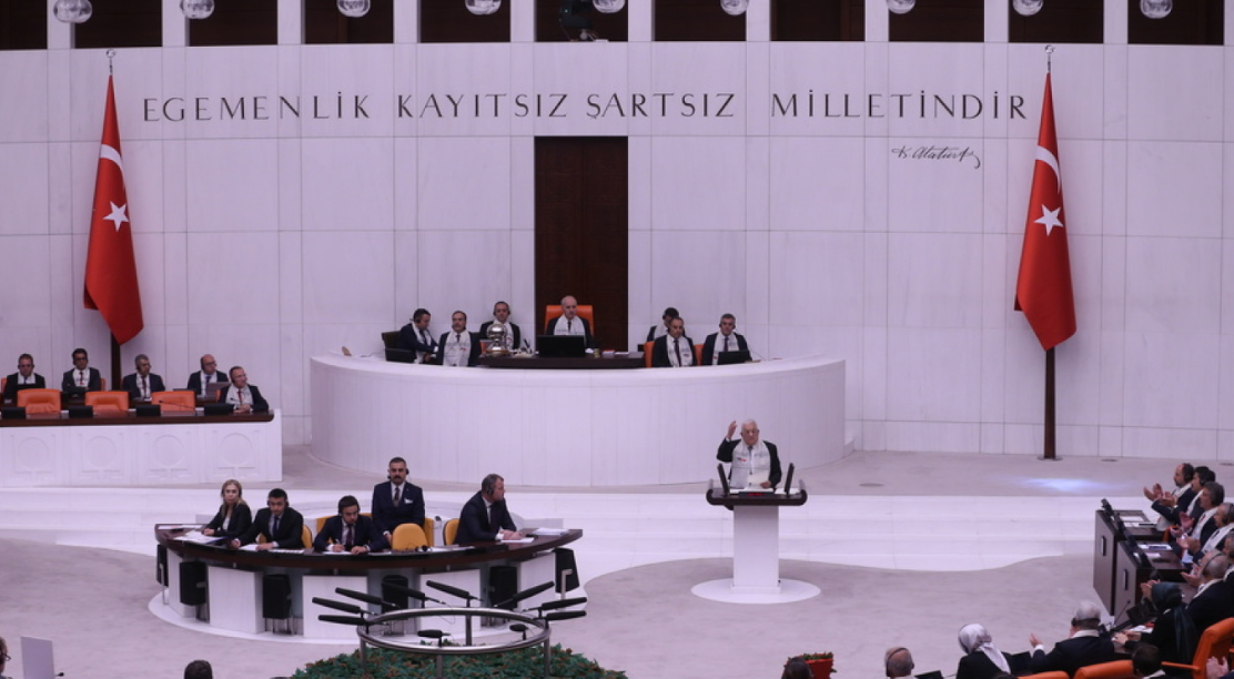 Άγκυρα: Η Εθνοσυνέλευση ενέκρινε διετή παράταση της τουρκικής στρατιωτικής παρουσίας στη Λιβύη