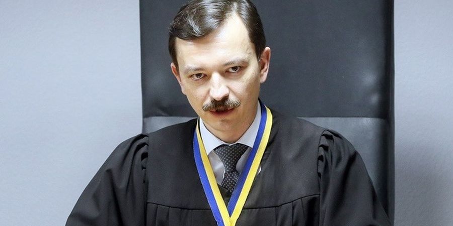Σε κάθειρξη 13 ετών με την κατηγορία της εσχάτης προδοσίας καταδικάστηκε ο πρώην πρόεδρος της Ουκρανίας