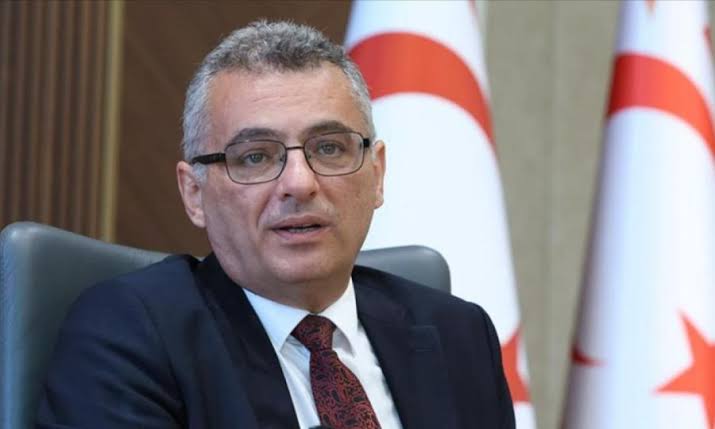 Για «ενέργειες που διαβρώνουν την εμπιστοσύνη» κάνει λόγο ο Έρχιουρμαν