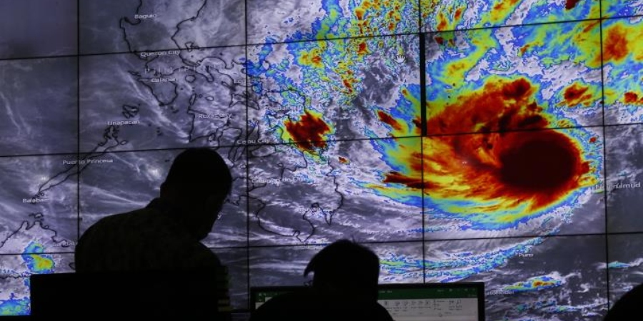 Φιλιππίνες: Δεκάδες χιλιάδες άνθρωποι εγκαταλείπουν τα σπίτια τους εξαιτίας του τυφώνα Ράι