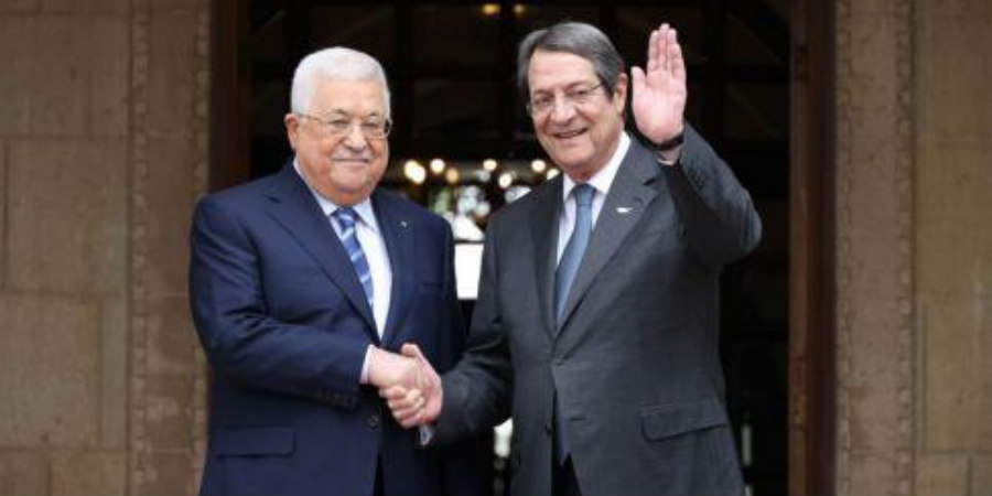 ΠτΔ: Συνάντηση με Παλαιστίνιο ηγέτη - Ανέδειξαν την ανάγκη ενδυνάμωσης της διμερούς συνεργασίας και σεβασμού του διεθνούς δικαίου