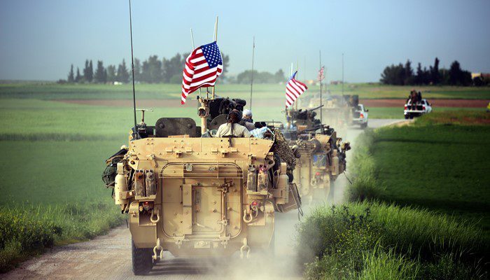 Aναπάντεχη αλλαγή πολιτικής από τις ΗΠΑ: Αποσύρει τα στρατεύματα της από τη Συρία 