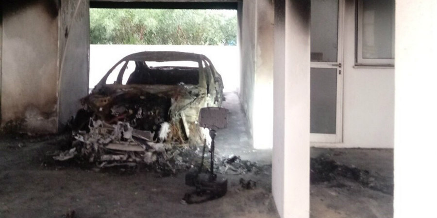ΠΑΡΑΛΙΜΝΙ: Αποκλείστηκε η εγκληματική ενέργεια για την φωτιά σε αυτοκίνητο πολυτελείας