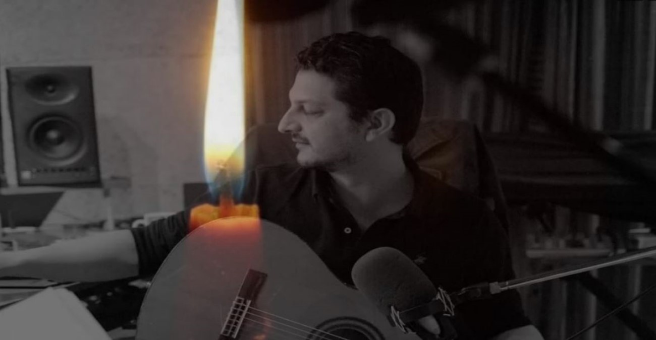 Θάνατος 43χρονου: Εντοπίστηκε νεκρός στον καναπέ του ο τραγουδοποιός Γιώργος Κολιάς – Η νεκροτομή θα «ρίξει φως» στα αίτια