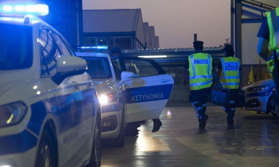 Μπαράζ συλλήψεων: Χειροπέδες σε 12 πρόσωπα – Από ναρκωτικά και διαρρήξεις μέχρι αδικήματα βίας στην οικογένεια