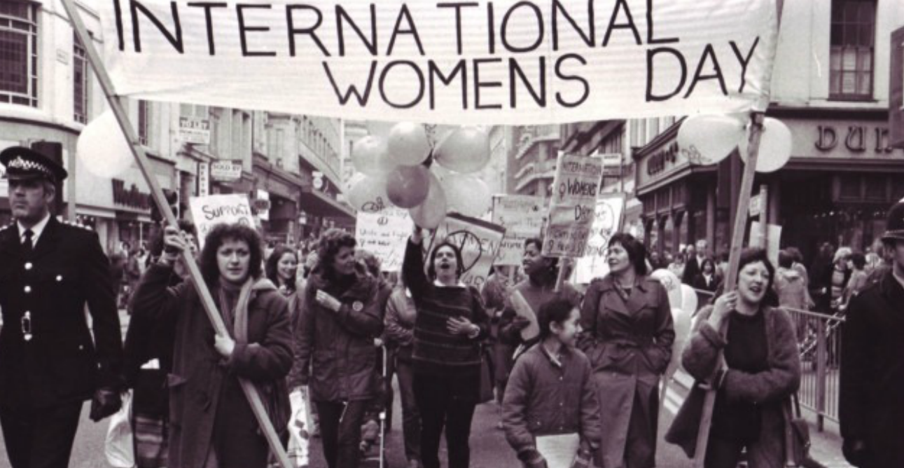 Παγκόσμια ημέρα της γυναίκας: Πότε θεσπίστηκε για πρώτη φορά και τι συμβολίζει