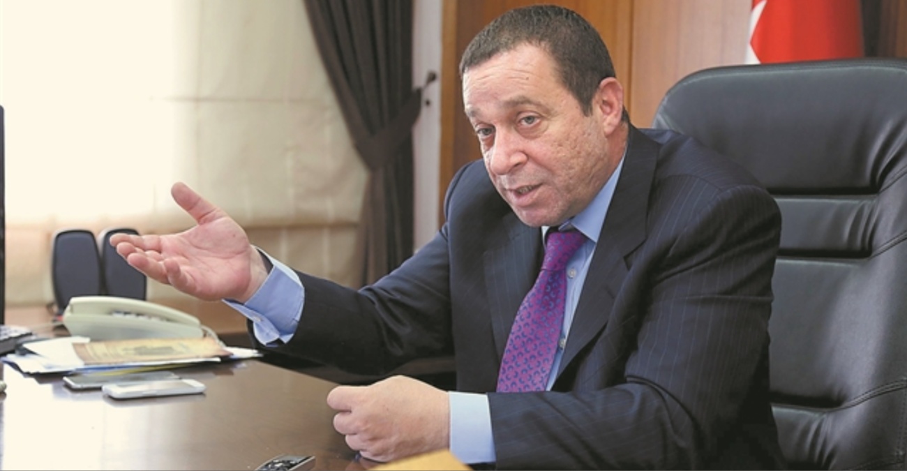 Σ. Ντενκτάς: Αντιδρά σε «ψήφισμα» περί λύσης δύο κρατών