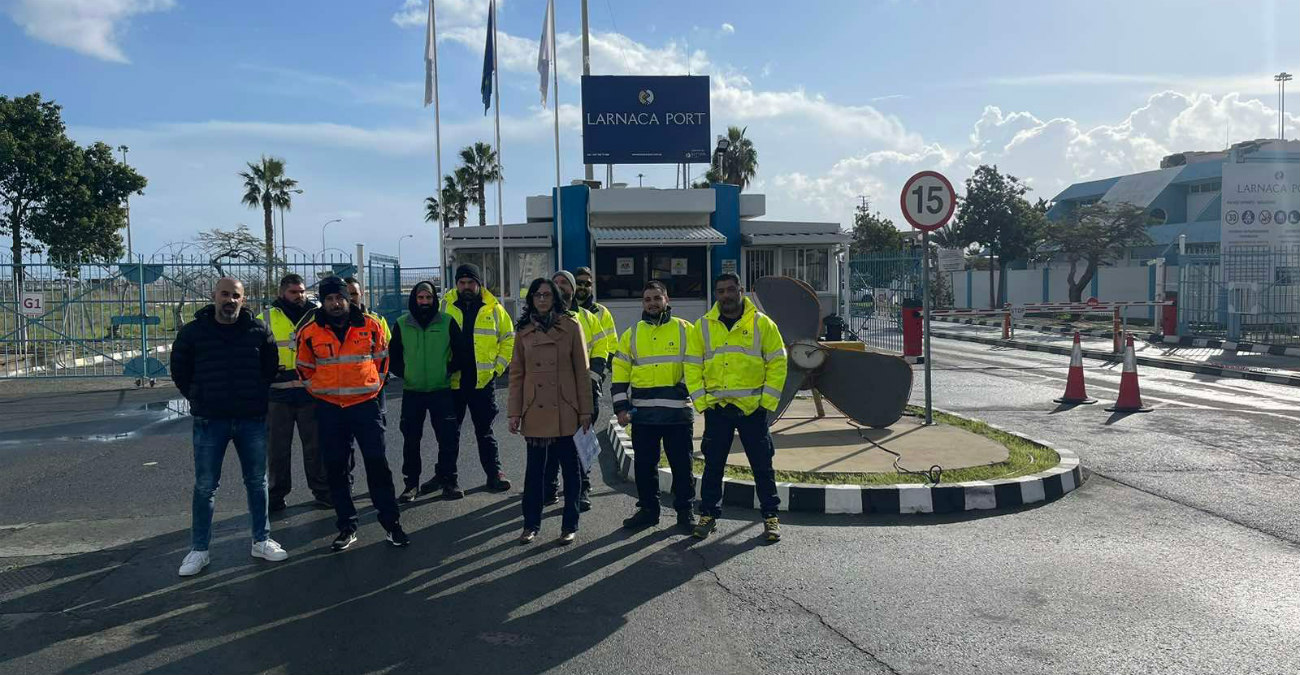 Δεν σταματούν την απεργία οι εργαζόμενοι  στο λιμάνι Λάρνακας - «Δεν έχουν ανακαλέσει τις απολύσεις»