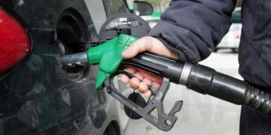 Βουλή: Ψήφισε ομόφωνα το νομοσχέδιο για τη μείωση του φόρου κατανάλωσης στα καύσιμα