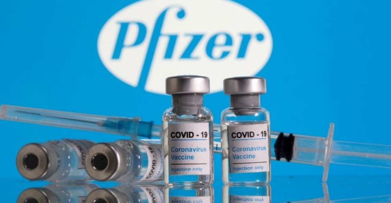 Πρόγραμμα περικοπών στη Pfizer εν μέσω βουτιάς πωλήσεων εμβολίων Covid-19