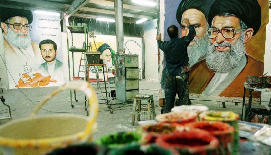 Ο γιος του Χαμενεΐ, ο εγγονός του Χομεϊνί, ο αγιατολάχ Αραφί – Πιθανοί υποψήφιοι για το ανώτατο αξίωμα στο Ιράν