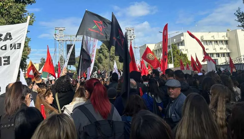 Χιλιάδες Τ/κ στην απεργιακή κινητοποίηση στην κατεχόμενη Λευκωσία