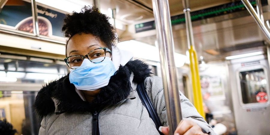 Τέλος στη Νέα Υόρκη η υποχρεωτική χρήση μάσκας σε κλειστούς χώρους
