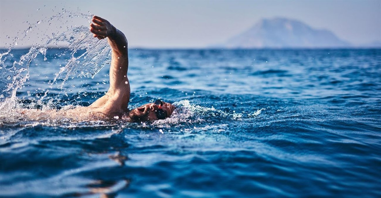 Πώς η κολύμβηση κάνει καλό στον εγκέφαλό μας