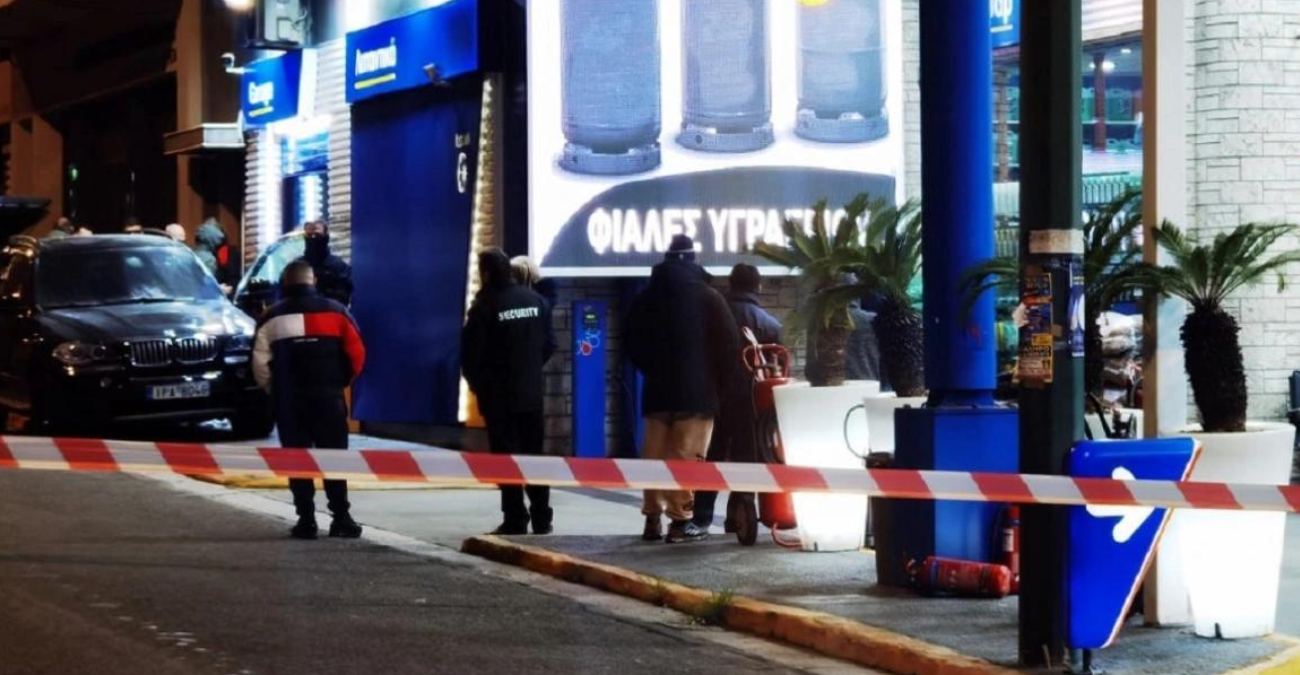 Μαφιόζικη εκτέλεση έξω από βενζινάδικο στην Ελλάδα - Εκτέλεσαν 44χρονο με δεκάδες σφαίρες