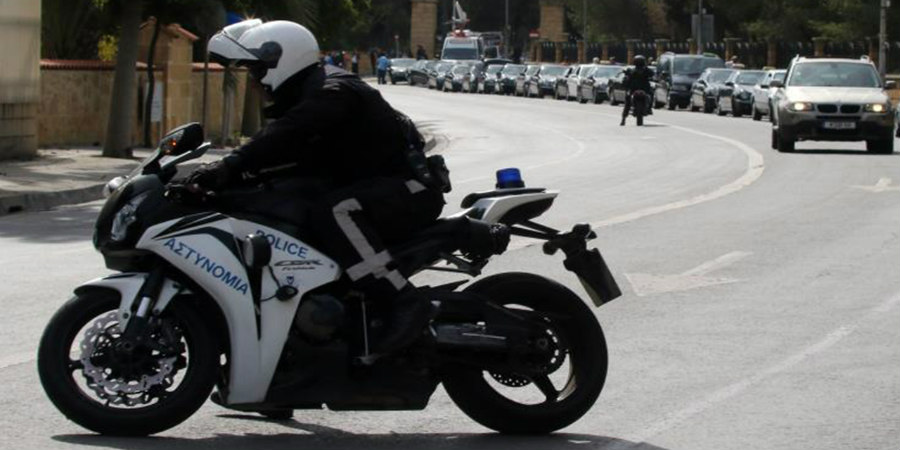 ΛΕΥΚΩΣΙΑ - ΤΡΟΧΑΙΟ: Αστυνομικός ο μοτοσικλετιστής που τραυματίστηκε – Σύγκρουση με όχημα 