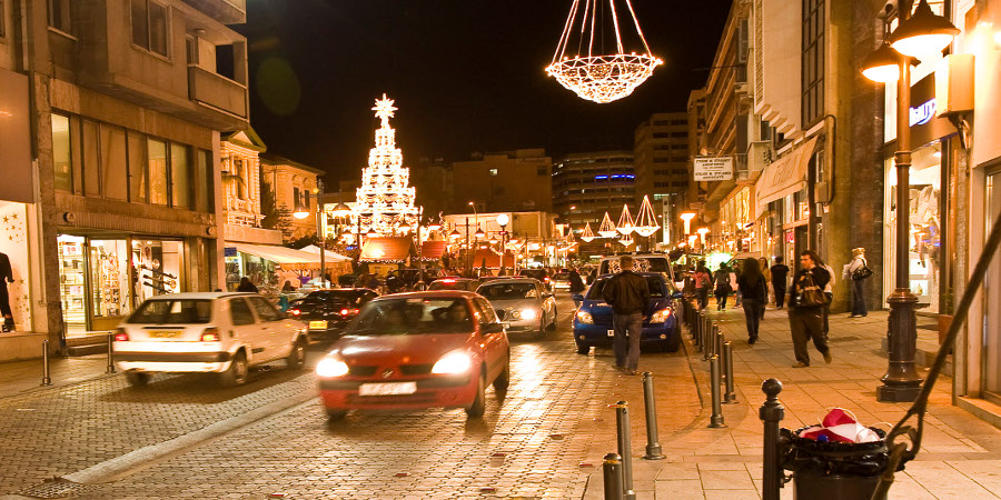 ΚΥΠΡΟΣ: Μέχρι και τα αυτοκίνητα μπήκαν στο πνεύμα των Χριστουγέννων – Ο οδηγός με την πιο ευφάνταστη διακόσμηση για «βραβείο» - ΦΩΤΟΓΡΑΦΙΕΣ